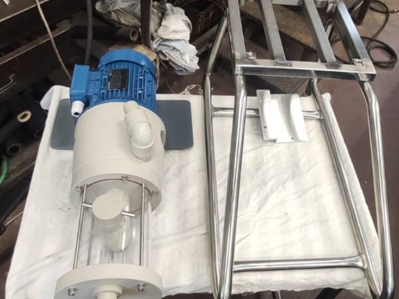 POMPE FILTRANTE EN LIVRAISON RAPIDE CESE 5  